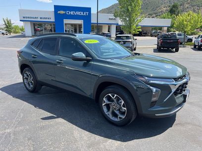 New 2025 Chevrolet Trax LT w/ Driver Confidence Package