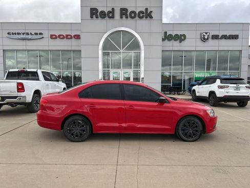 Used 2013 Volkswagen Jetta S image 1