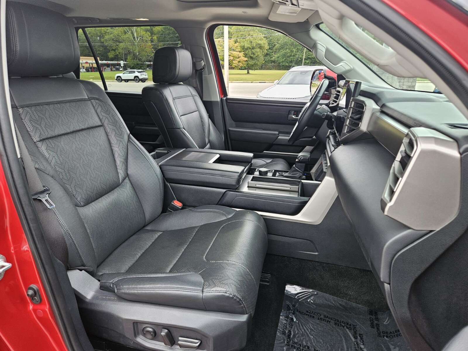 Used 2023 Toyota Sequoia SR5 w/ SR5 Premium Package AWD/4WD image 20