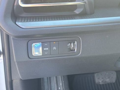 New 2026 Chevrolet Traverse LT w/ Enhanced Driving Package image 29