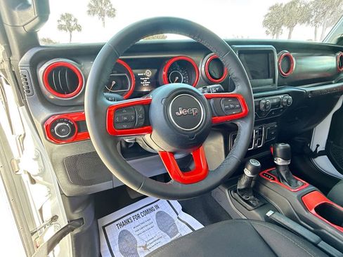 Used 2023 Jeep Wrangler Sport S image 12