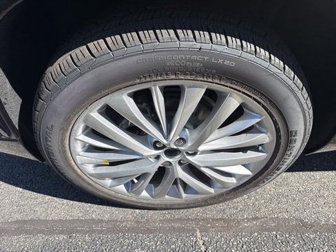 New 2026 Buick Enclave Sport Touring w/ Power Package image 5