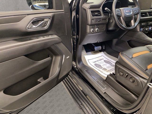 Used 2023 GMC Yukon AT4 AWD/4WD image 20