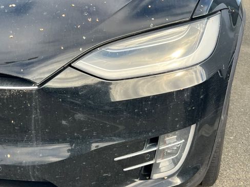 Used 2019 Tesla Model X Long Range image 10