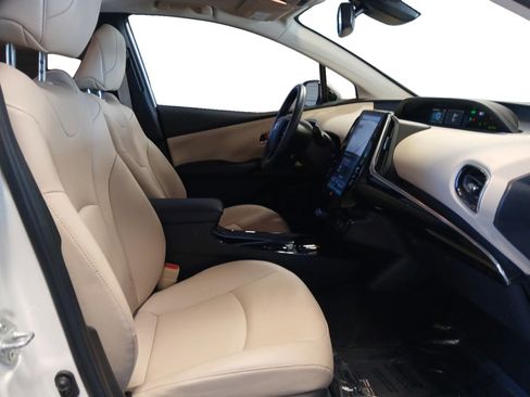 Used 2020 Toyota Prius Limited image 15