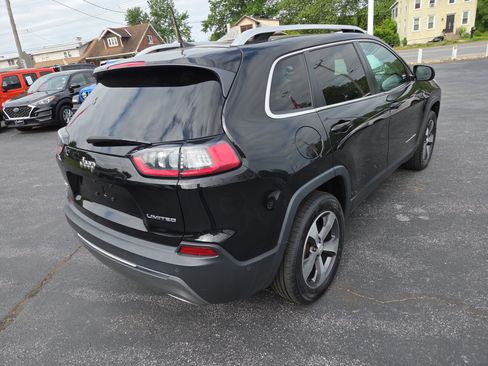 Certified 2021 Jeep Cherokee Limited AWD/4WD image 4