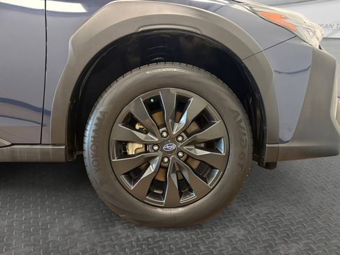 Used 2024 Subaru Outback Onyx Edition AWD/4WD image 40