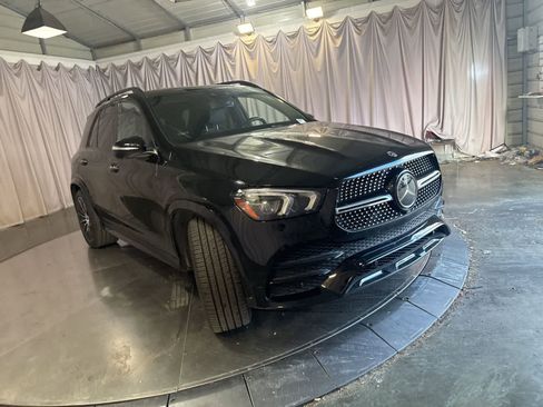 Used 2023 Mercedes-Benz GLE 450 4MATIC image 3