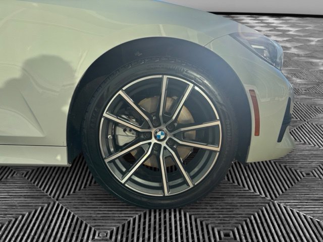 Used 2019 BMW 330i xDrive Sedan AWD/4WD image 32