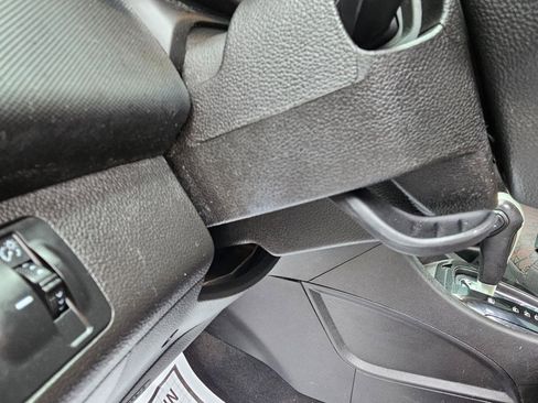 Used 2020 Chevrolet Sonic LT w/ Convenience Package image 34