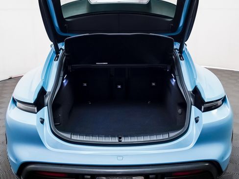 Used 2024 Porsche Taycan 4 Cross Turismo image 28