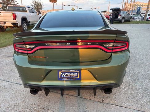Used 2019 Dodge Charger Scat Pack image 5