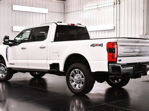 Used 2025 Ford F250 King Ranch w/ Chrome Package AWD/4WD image 5