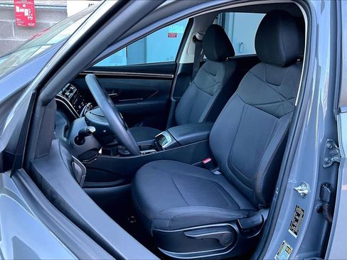 Used 2024 Hyundai Tucson SE image 8