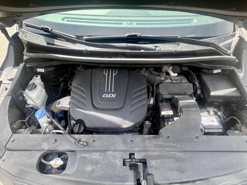 Used 2015 Kia Sedona SX FWD image 31