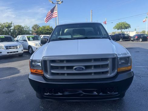 Used 2001 Ford F350 XL image 9