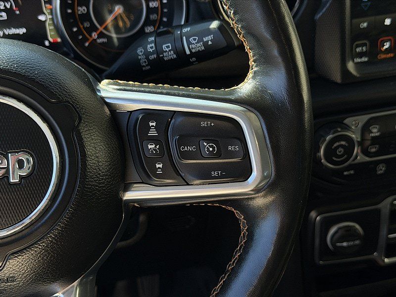 Used 2022 Jeep Wrangler Unlimited Sahara AWD/4WD image 19