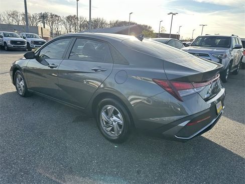 Certified 2024 Lincoln Aviator Premiere w/ Premium Package image 41