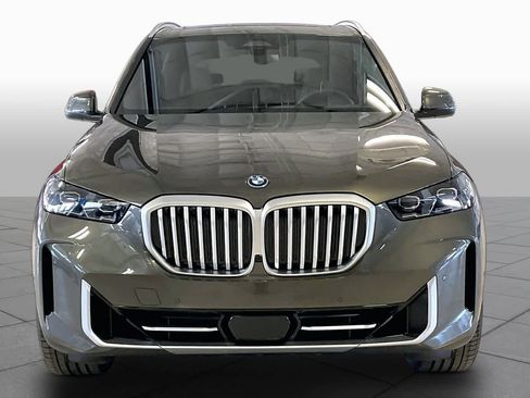 New 2026 BMW X5 xDrive50e AWD/4WD image 3