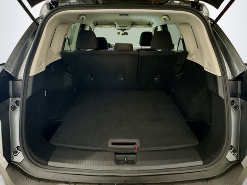 Used 2023 Nissan Rogue S AWD/4WD image 29