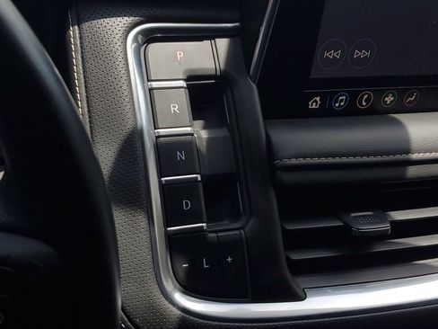 Used 2021 GMC Yukon SLT RWD image 34