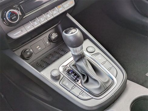 Used 2023 Hyundai Kona SEL w/ Convenience Package image 9