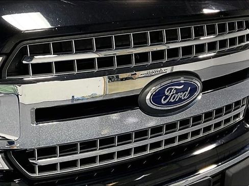Used 2020 Ford F150 XLT w/ Equipment Group 302A Luxury AWD/4WD image 29