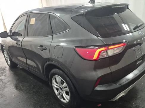 Used 2020 Ford Escape S FWD image 3