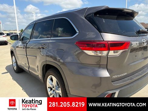 Certified 2018 Toyota Highlander Limited FWD image 6