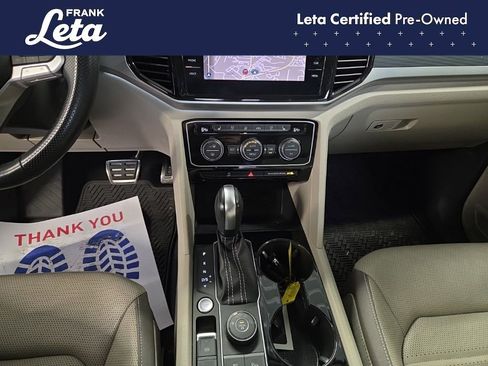 Used 2021 Volkswagen Atlas SEL Premium image 11