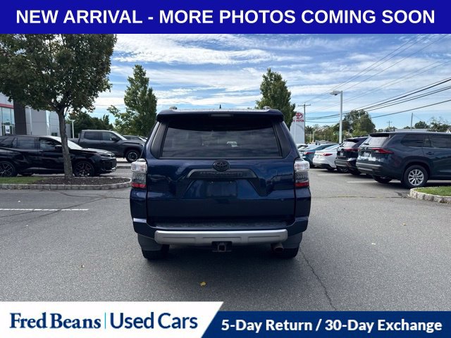 Used 2020 Toyota 4Runner TRD Off-Road Premium w/ Moonroof Package AWD/4WD image 4