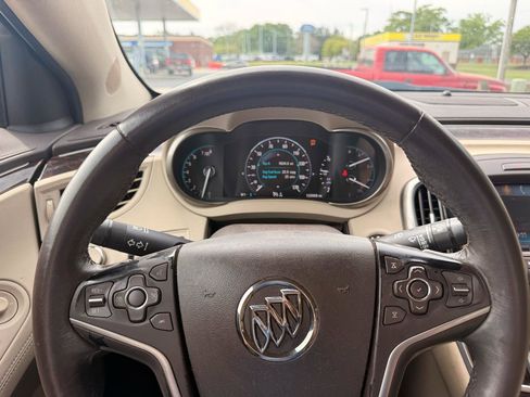 Used 2016 Buick LaCrosse Leather FWD image 15