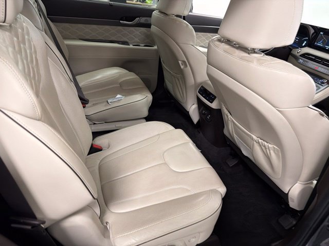 Used 2015 Toyota Highlander Limited AWD/4WD image 12