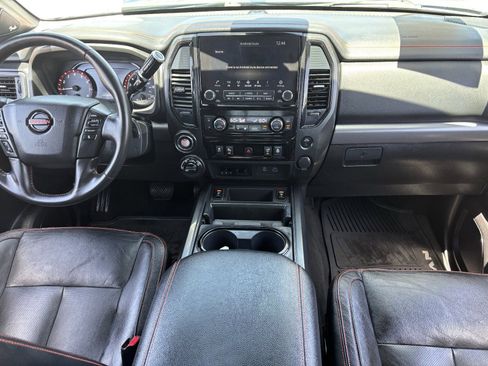 Used 2020 Nissan Titan PRO-4X w/ Pro-4x Convenience Package AWD/4WD image 16