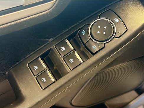 Used 2021 Ford Escape SE w/ Cold Weather Package image 15