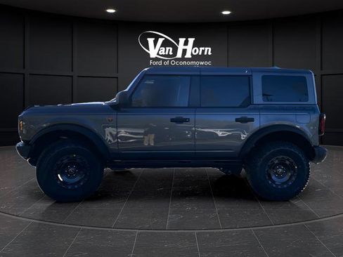 New 2025 Ford Bronco Badlands w/ Sasquatch Package AWD/4WD image 12