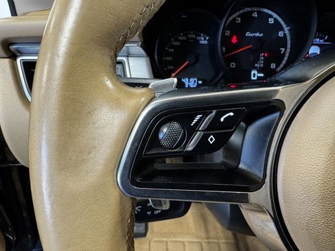 Used 2016 Porsche Macan Turbo image 16