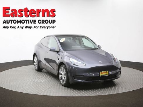 Used 2023 Tesla Model Y Long Range image 49