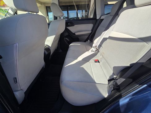Used 2014 Subaru Forester 2.5i Premium image 10