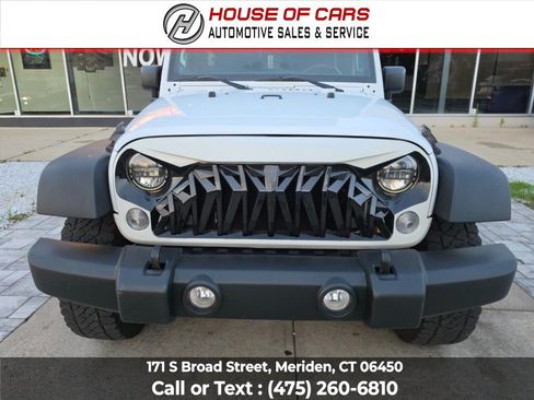 Used 2014 Jeep Wrangler Unlimited Sport w/ Quick Order Package 24S AWD/4WD image 10