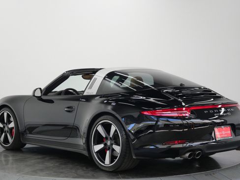 Used 2015 Porsche 911 Targa 4S AWD/4WD image 7
