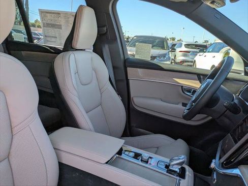 New 2026 Volvo XC90 B6 Ultra image 14