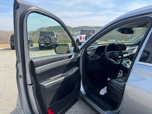 Used 2020 Hyundai Palisade SEL image 12