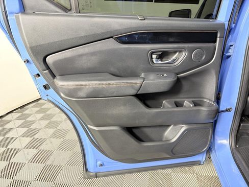 Used 2023 Honda Pilot TrailSport image 21