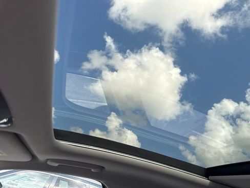 Used 2026 Kia Sorento S w/ S Panoramic Sunroof Package FWD image 12