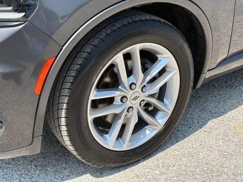 Used 2024 Dodge Durango GT RWD image 9