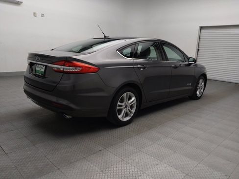 Used 2018 Ford Fusion S image 9