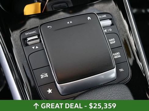 Used 2023 Mercedes-Benz GLB 250 4MATIC image 25