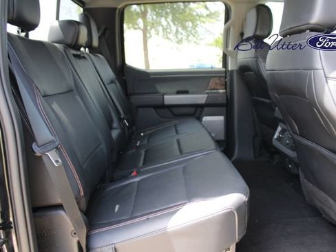 Used 2023 Ford F250 Lariat w/ Sport Appearance Package AWD/4WD image 13