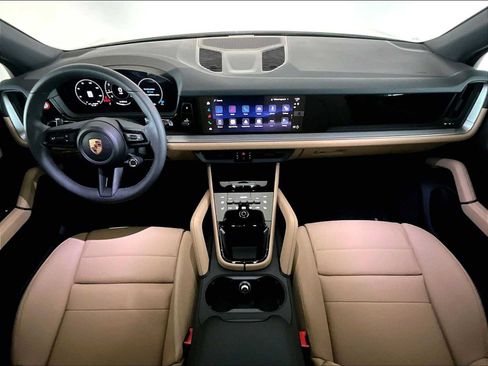 New 2026 Porsche Cayenne AWD/4WD image 14